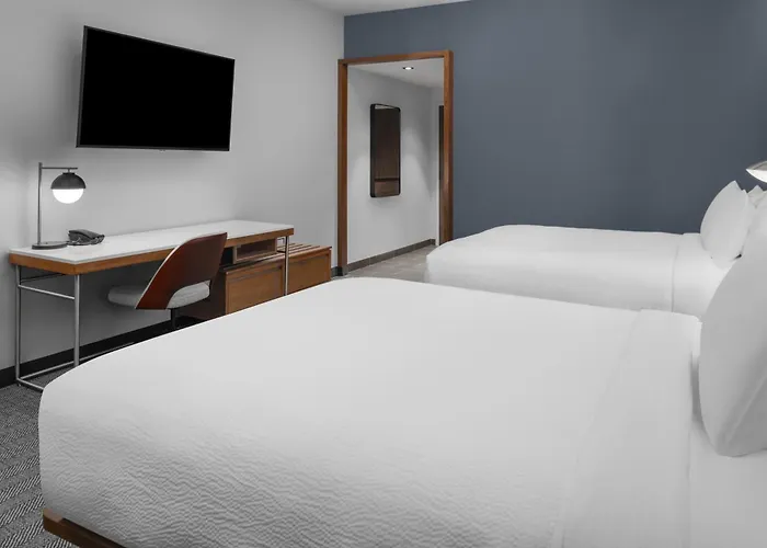 Courtyard By Marriott Modesto North